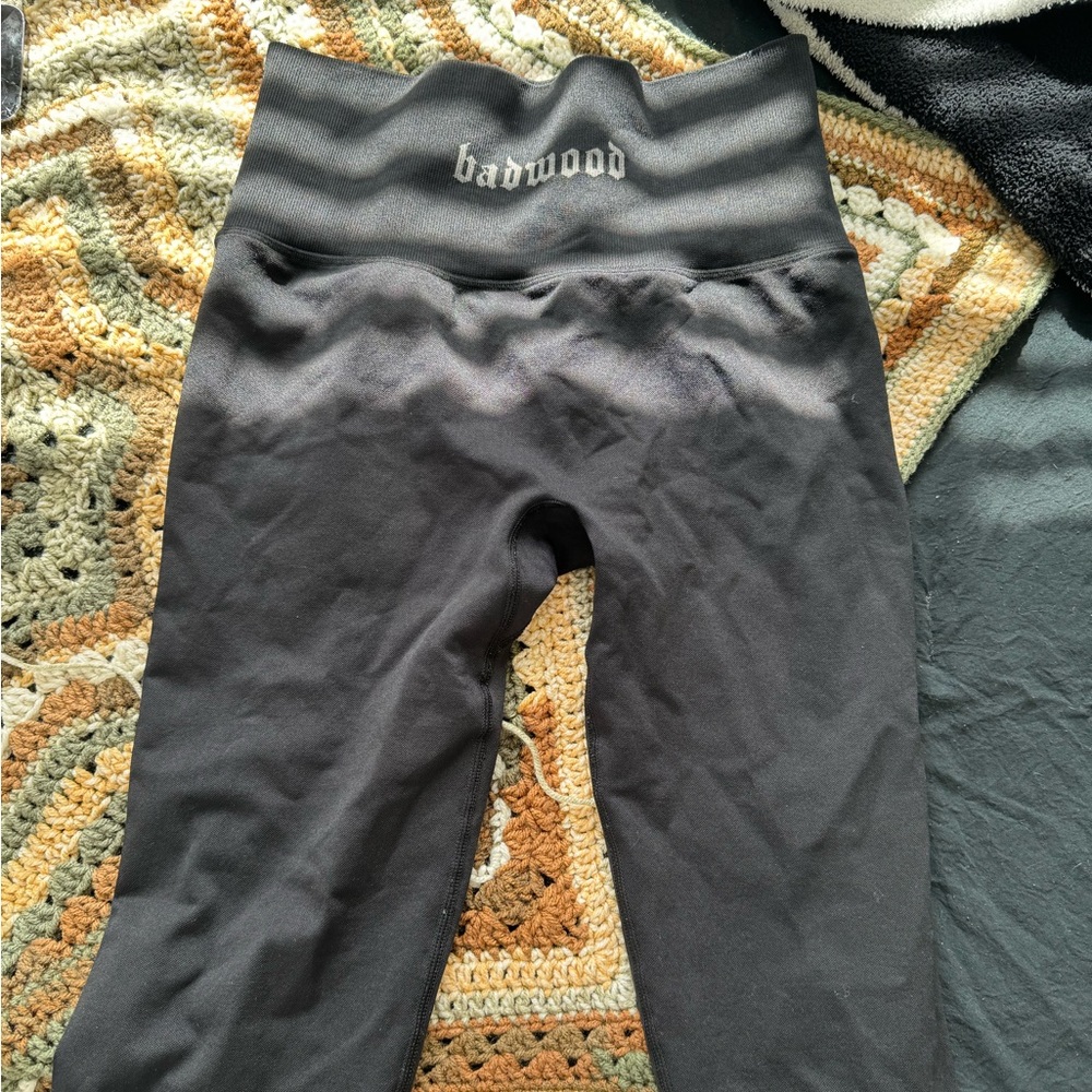 Badwood leggings